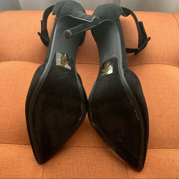 Black heeled pumped with ankle strap close toe - Picture 3 of 8